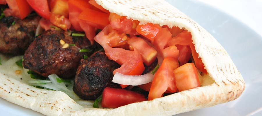 Kıbrıs'ta Ne Yenir? - seftali kebabi