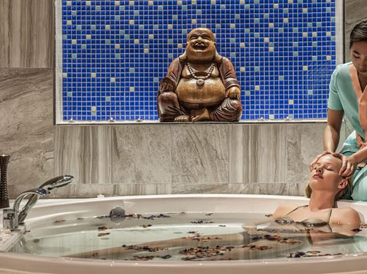 Mart Ayı Yakın Bölge Otel Önerileri May Termal Otel - Termal Havuz
