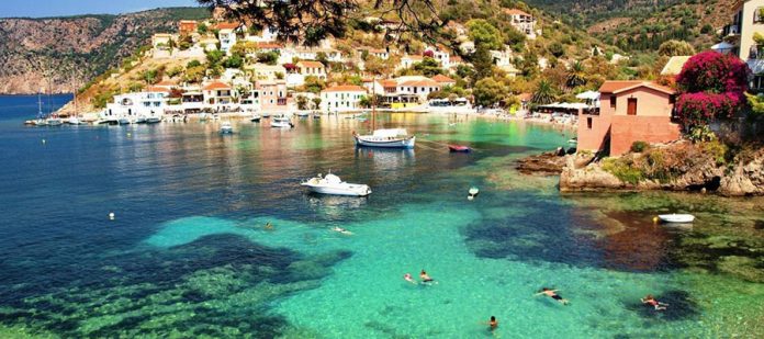 Mavilikler İçinde Bir Sahil Kasabası: Assos - Genel
