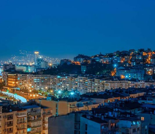 İzmir Gezi Rehberi - Kapak