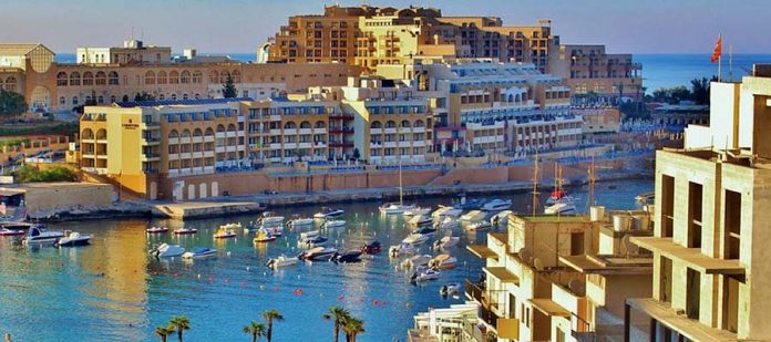 Akdeniz'in Küçük Adası Malta - Şehir