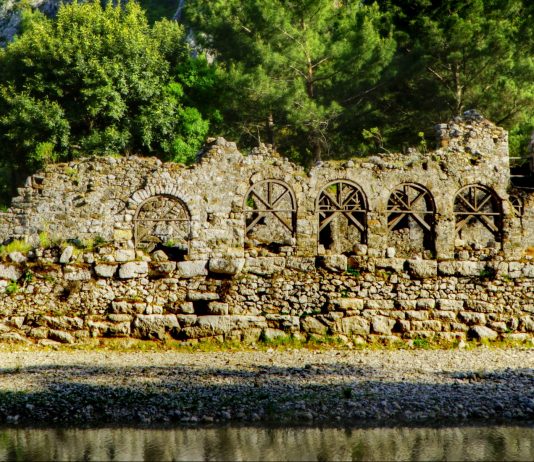 Doğayla Bütünleşin: Olimpos Gezi Rehberi